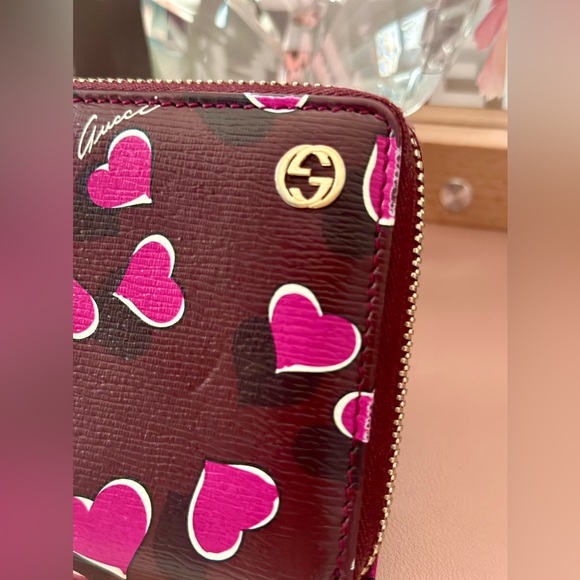 πPink GUCCI Zippy Wallet BETTY Heart Beatπ - Picture 4 of 13